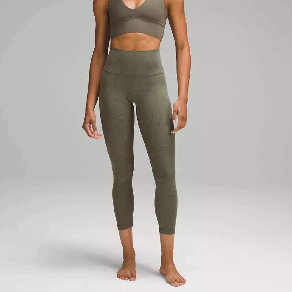 Lululemon Align high rise green NWOT size 6 25'
